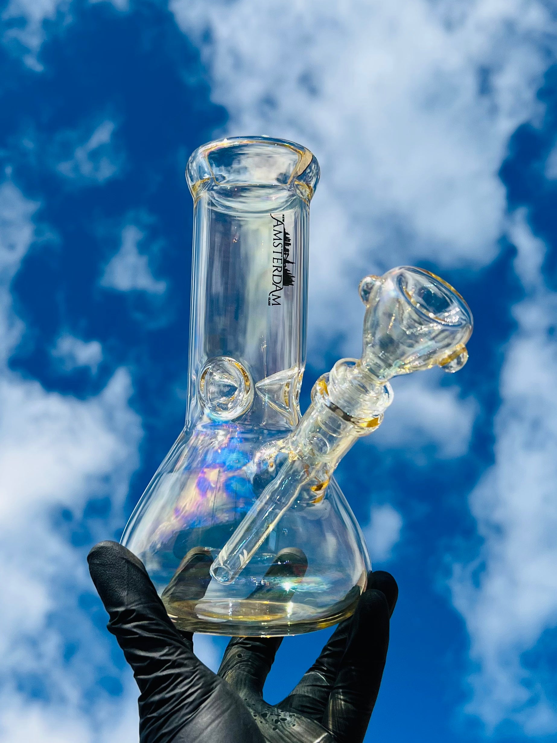 V 9 - 9” Beaker