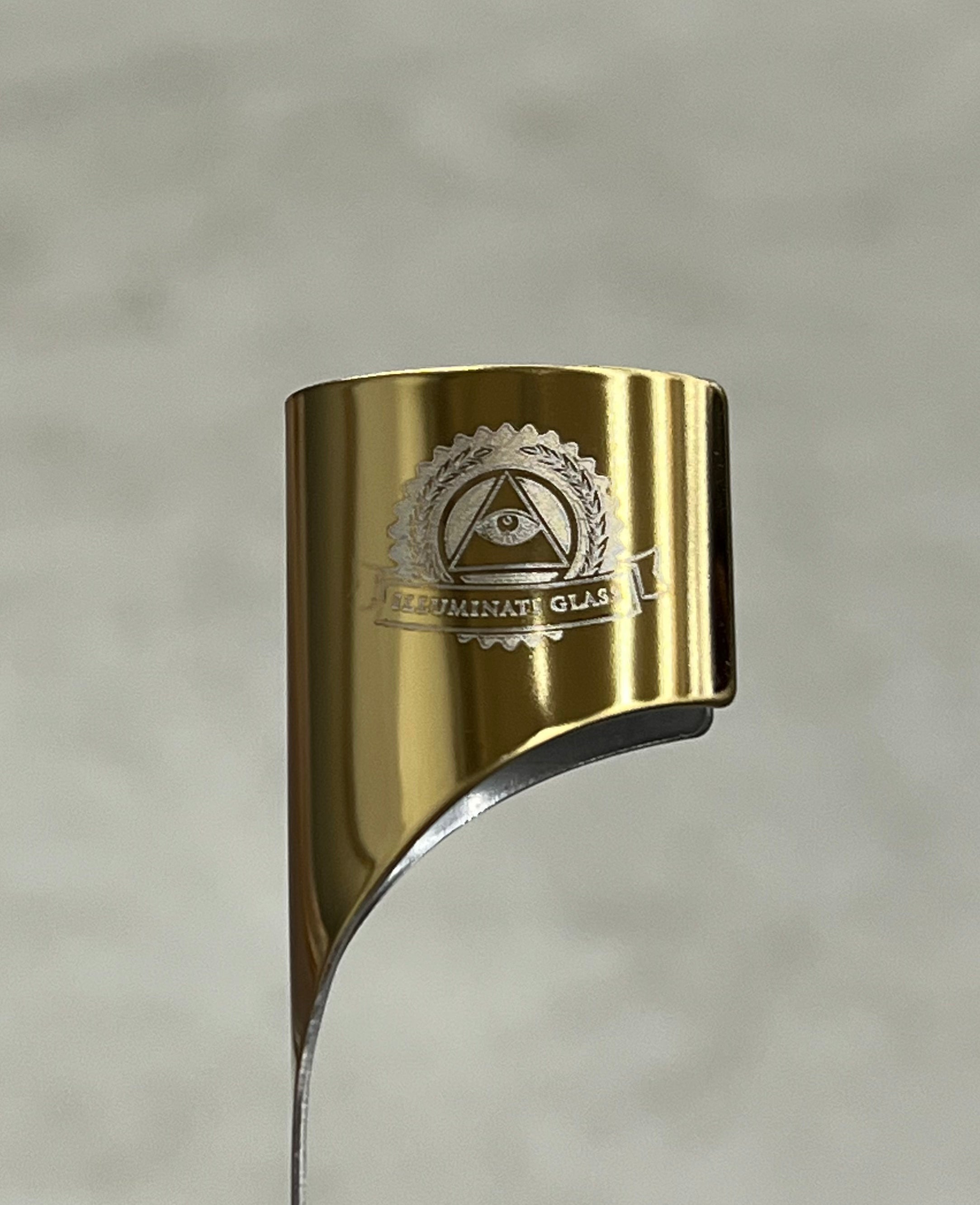 Illuminati lighter clip